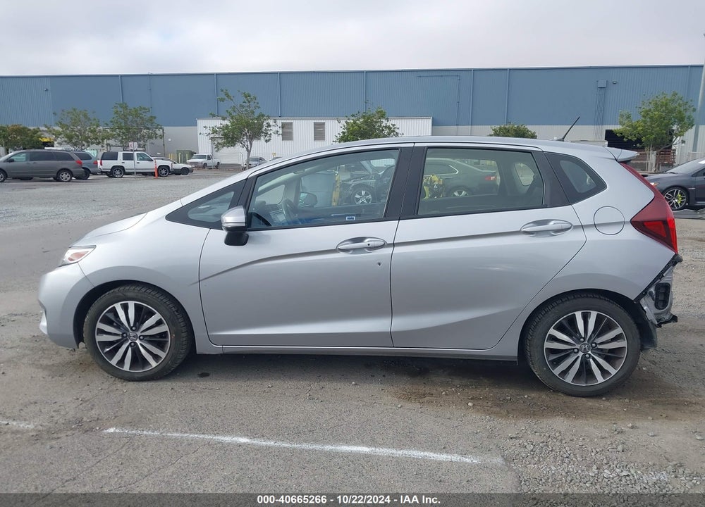 2017 HONDA FIT EX VIN: JHMGK5H75HS019813