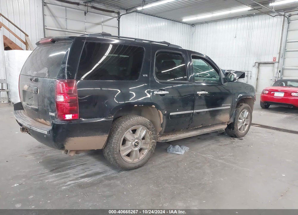 2009 CHEVROLET TAHOE LTZ VIN: 1GNFK330X9R135729