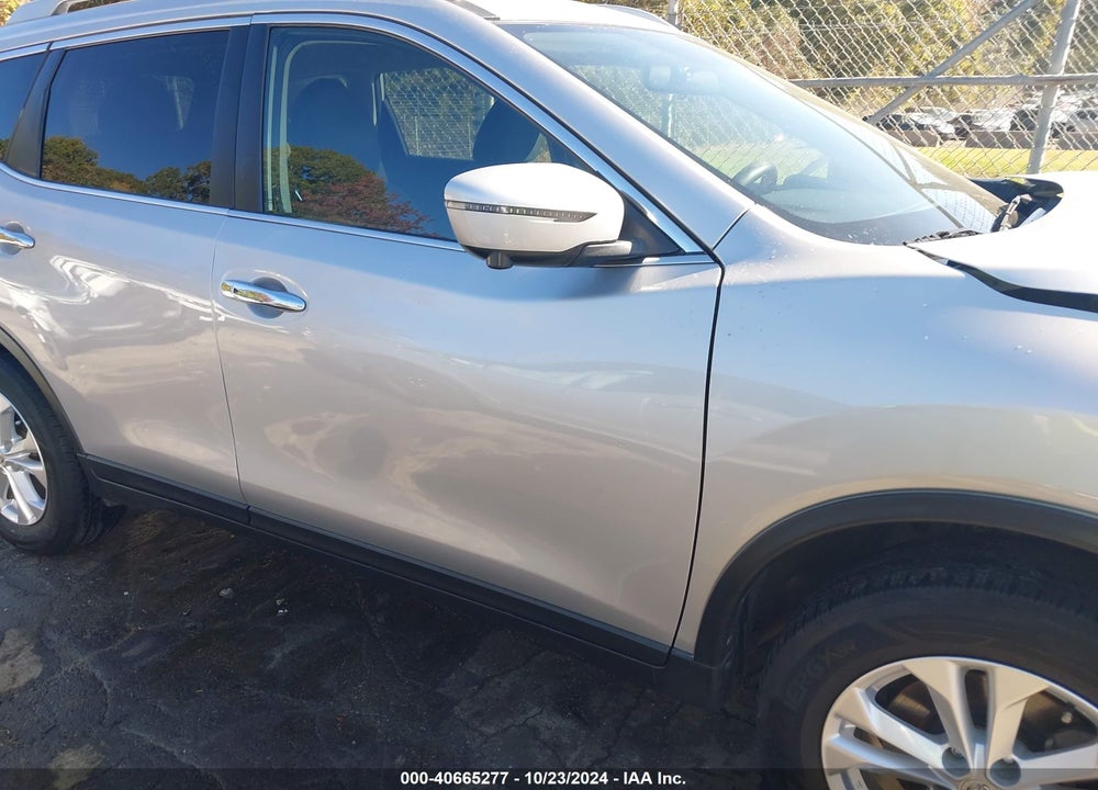 2016 NISSAN ROGUE SV VIN: 5N1AT2MM5GC897082