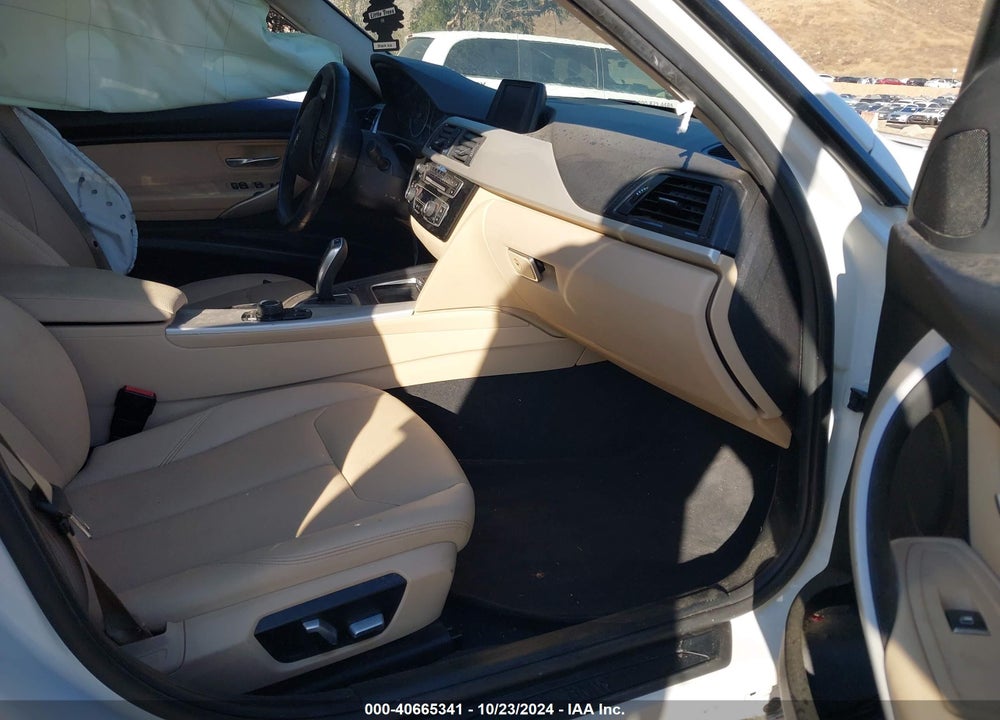 2018 BMW 320I VIN: WBA8A9C54JAH14429