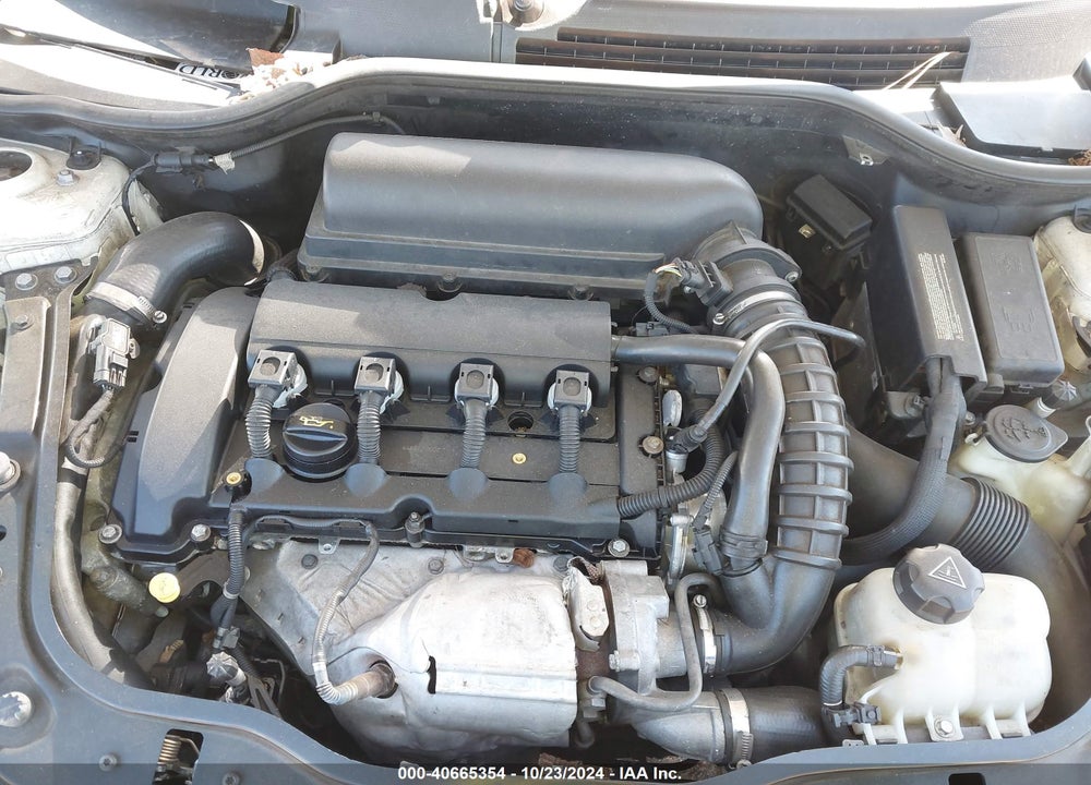 2010 MINI COOPER S VIN: WMWMF7C57ATZ74152