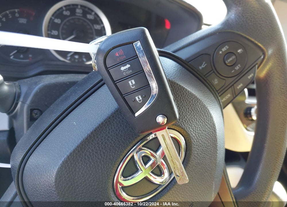 2020 TOYOTA COROLLA LE VIN: JTDEPRAE6LJ098398