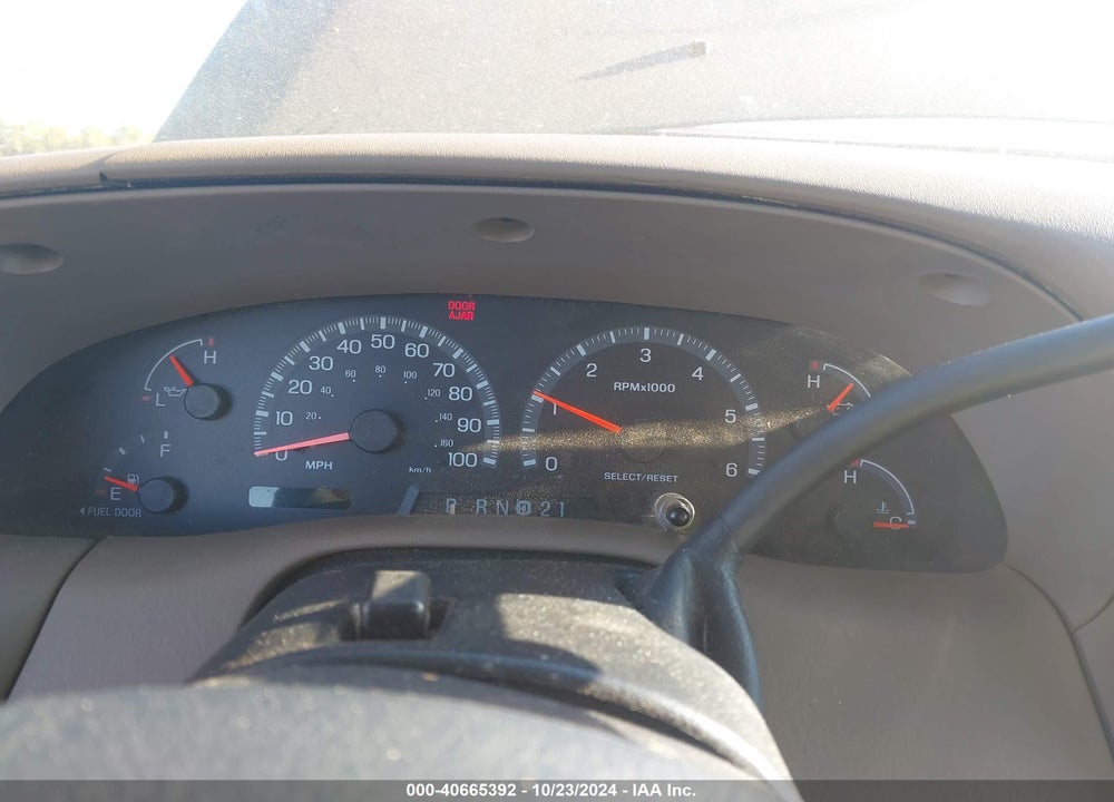 2000 FORD F-150 LARIAT/WORK SERIES/XL/XLT VIN: 1FTRX17L1YNB77440