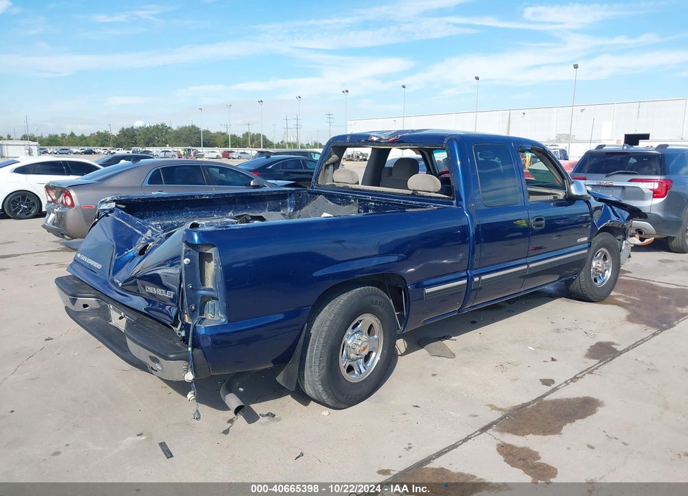 2000 CHEVROLET SILVERADO 1500 LS VIN: 2GCEC19T5Y1110476
