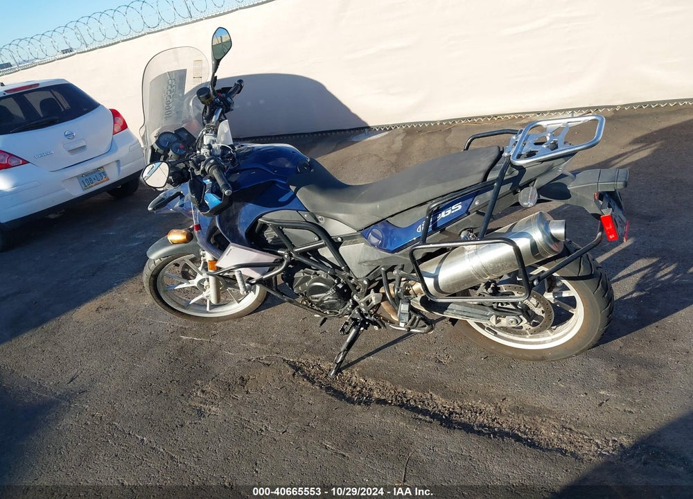 2011 BMW F650 GS VIN: WB1022804BZW91345