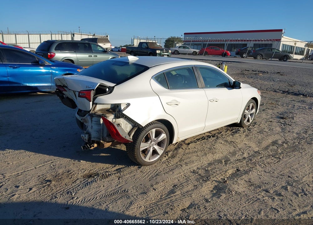 2013 ACURA ILX 2.0L VIN: 19VDE1F56DE009450