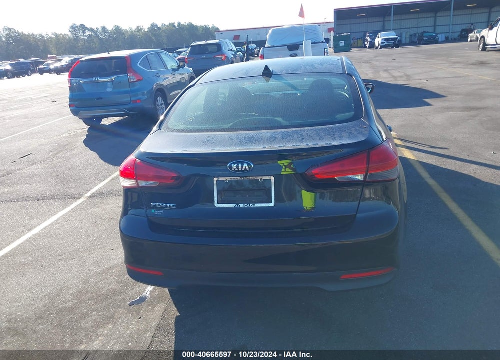 2018 KIA FORTE LX VIN: 3KPFL4A77JE244290