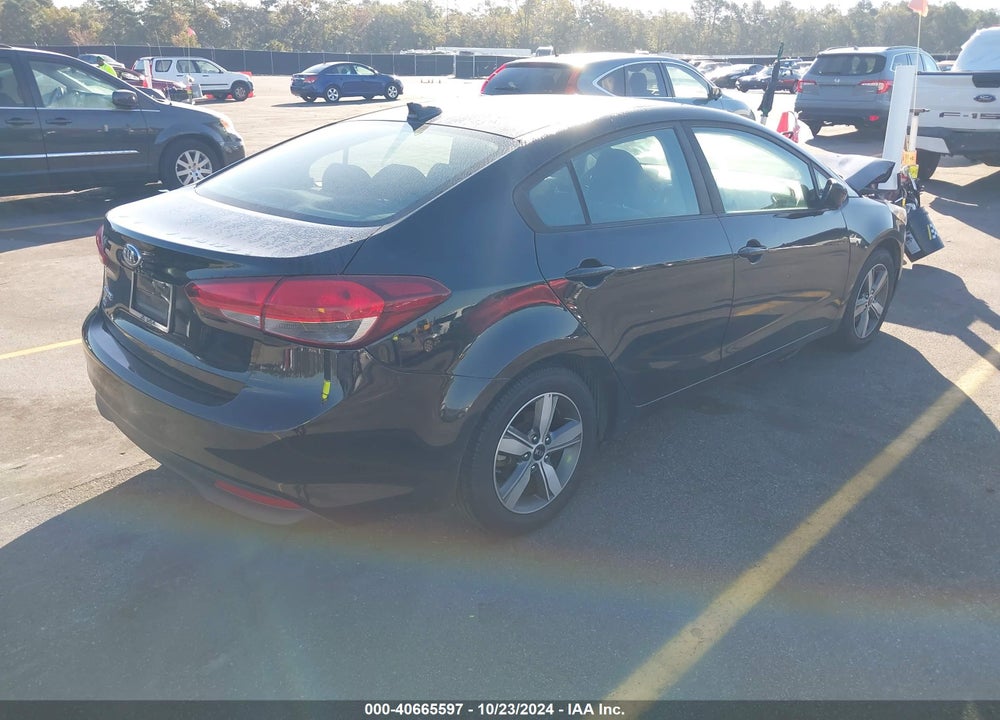 2018 KIA FORTE LX VIN: 3KPFL4A77JE244290
