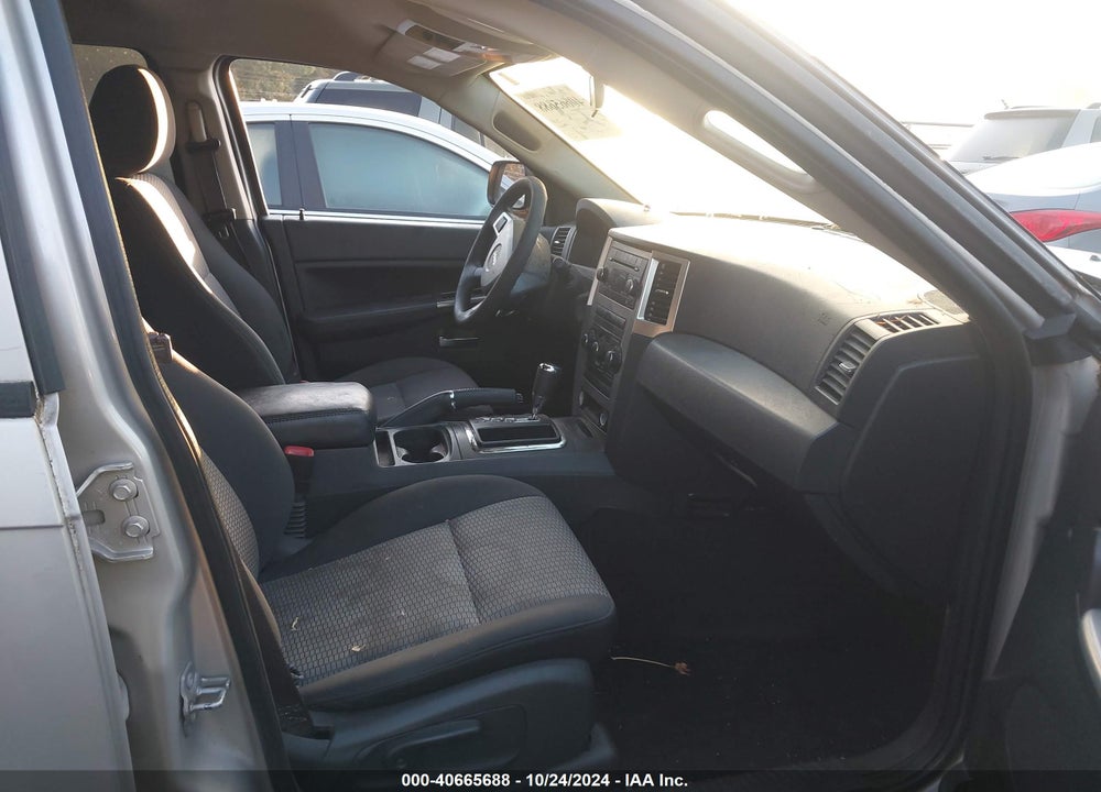 2010 JEEP GRAND CHEROKEE LAREDO VIN: 1J4PR4GK4AC110837