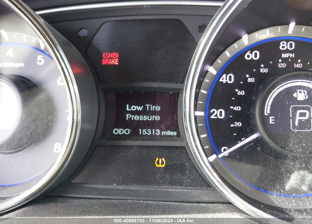 2011 HYUNDAI SONATA VIN: 5NPEB4AC8BH163808