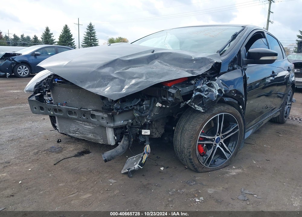 2018 FORD FOCUS VIN: 1FADP3L92JL229956