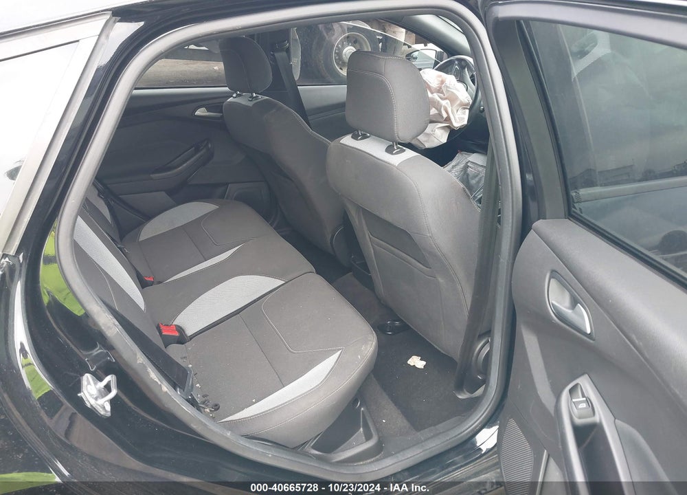 2018 FORD FOCUS VIN: 1FADP3L92JL229956
