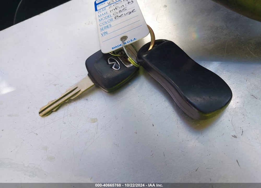 2004 INFINITI G35 VIN: JNKCV54E04M302614