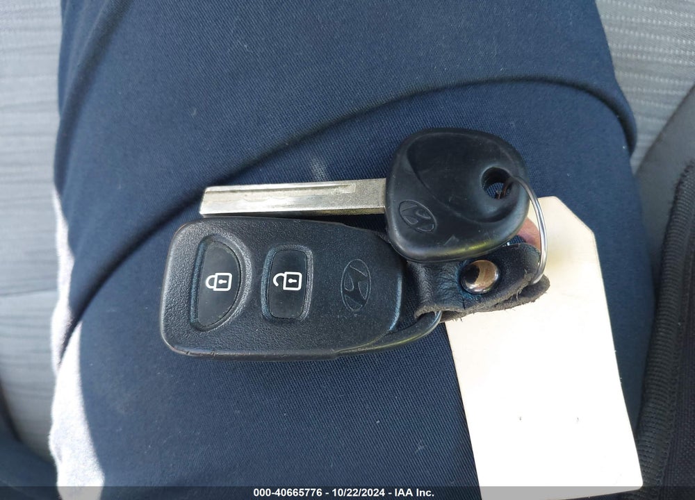 2017 HYUNDAI ACCENT SE VIN: KMHCT5AE7HU320606