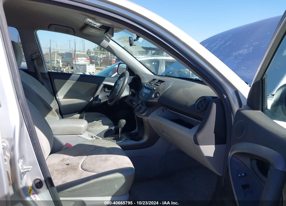 2010 TOYOTA RAV4 VIN: JTMZF4DV8AD017982