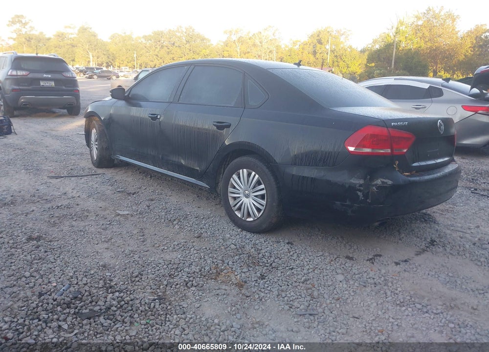 2015 VOLKSWAGEN PASSAT 1.8T S VIN: 1VWAS7A34FC103135