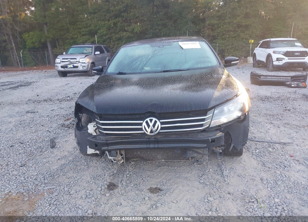 2015 VOLKSWAGEN PASSAT 1.8T S VIN: 1VWAS7A34FC103135