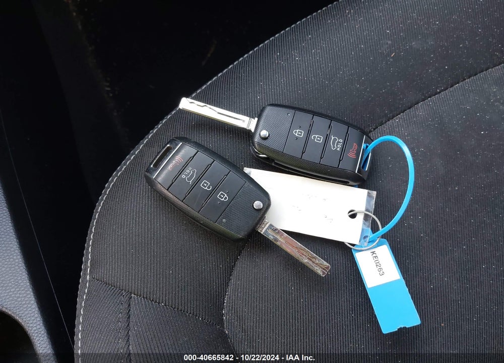 2017 KIA SOUL VIN: KNDJP3A55H7466151
