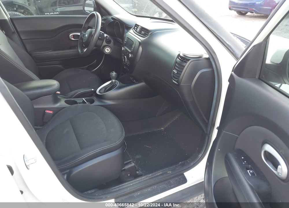 2017 KIA SOUL VIN: KNDJP3A55H7466151