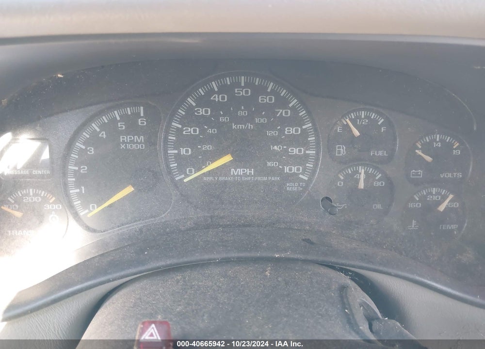 2001 GMC YUKON XL 2500 SLT VIN: 3GKGK26U81G142676