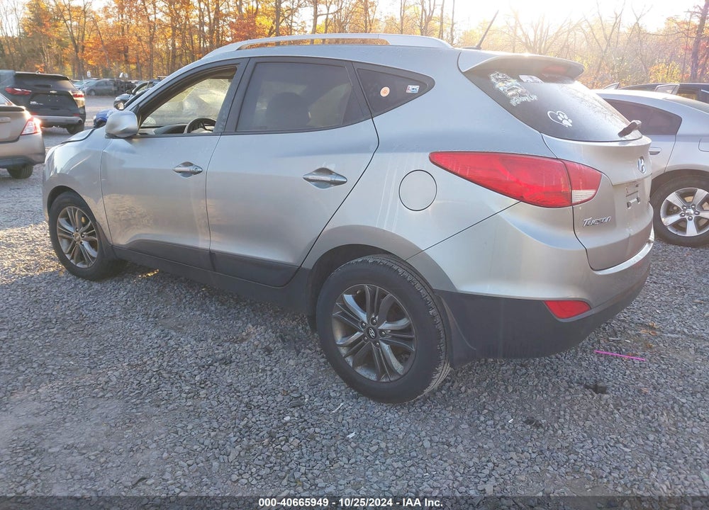 2014 HYUNDAI TUCSON SE VIN: KM8JUCAG2EU929530