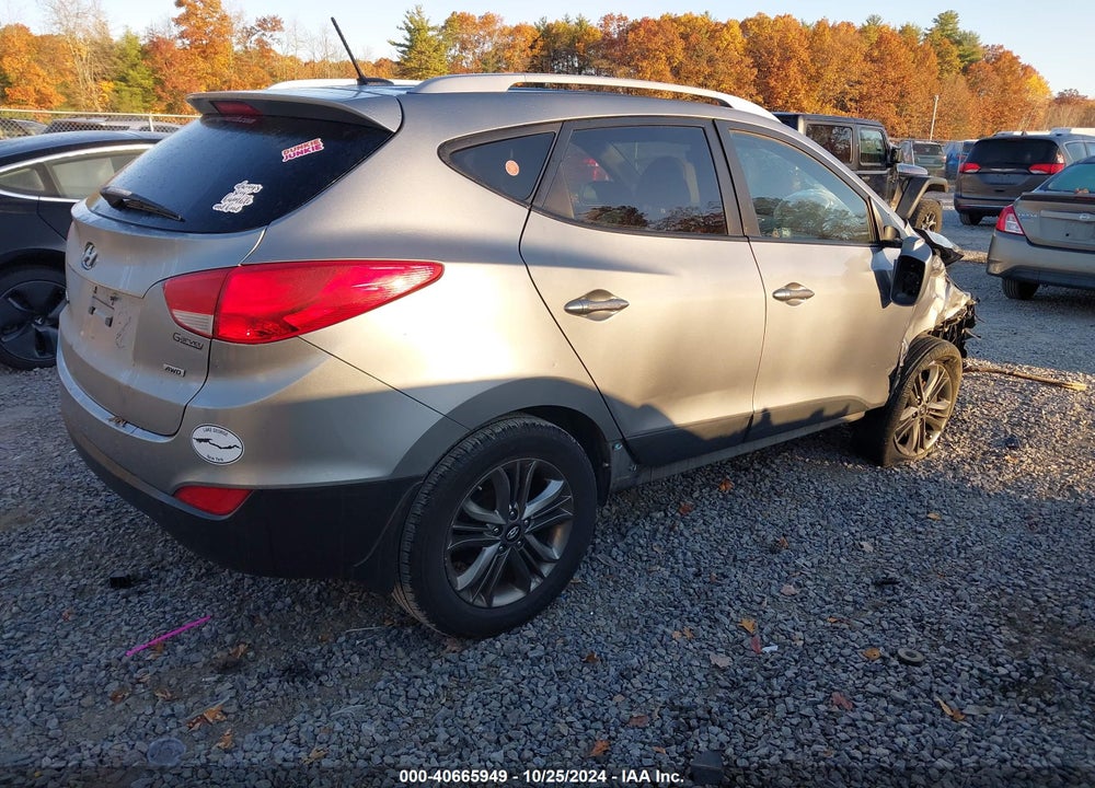2014 HYUNDAI TUCSON SE VIN: KM8JUCAG2EU929530