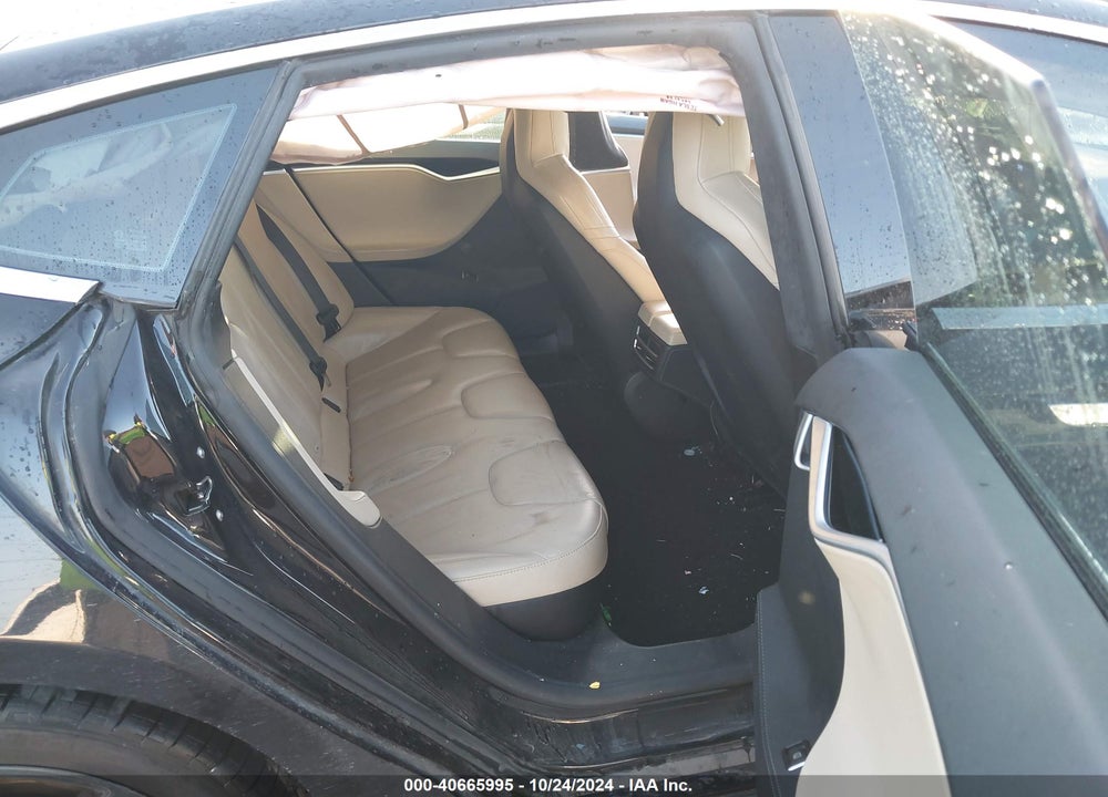 2015 TESLA MODEL S VIN: 5YJSA1H28FF094169