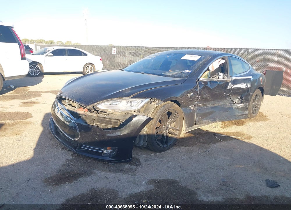 2015 TESLA MODEL S VIN: 5YJSA1H28FF094169