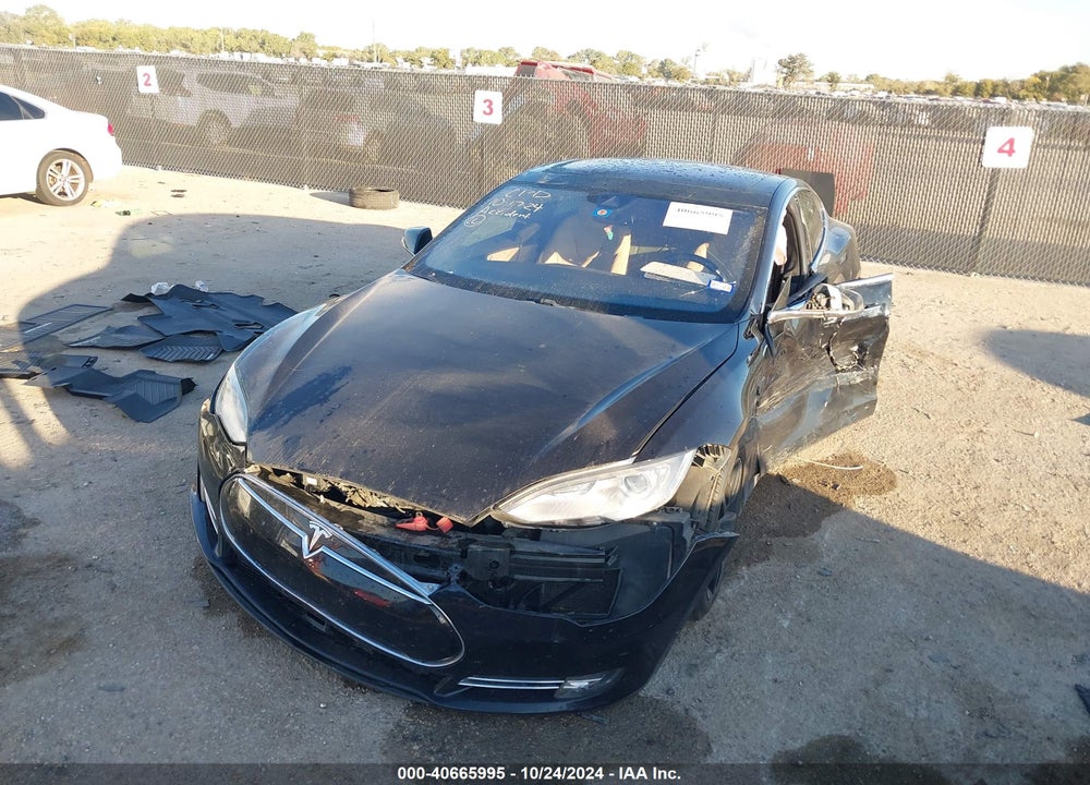 2015 TESLA MODEL S VIN: 5YJSA1H28FF094169
