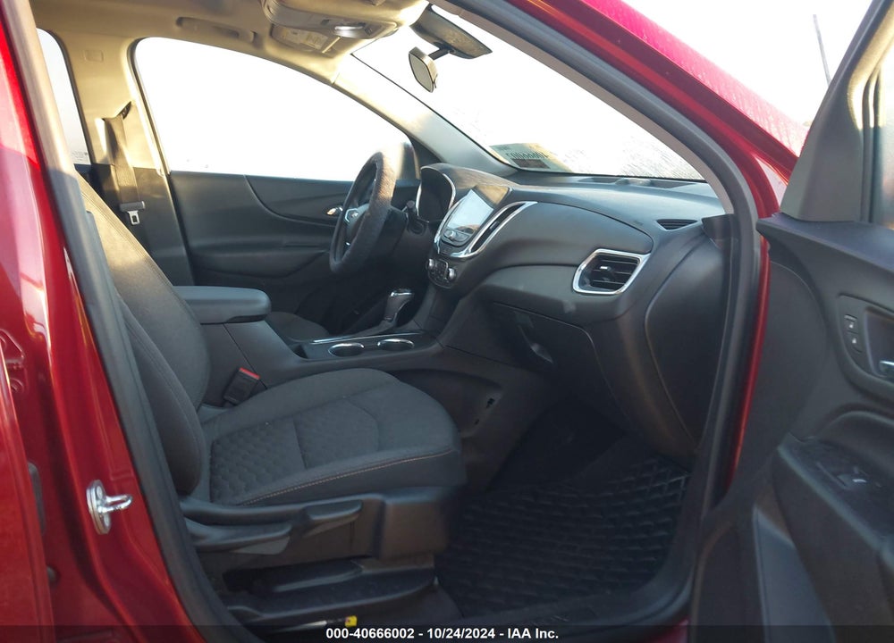 2018 CHEVROLET EQUINOX LT VIN: 2GNAXSEV8J6212225