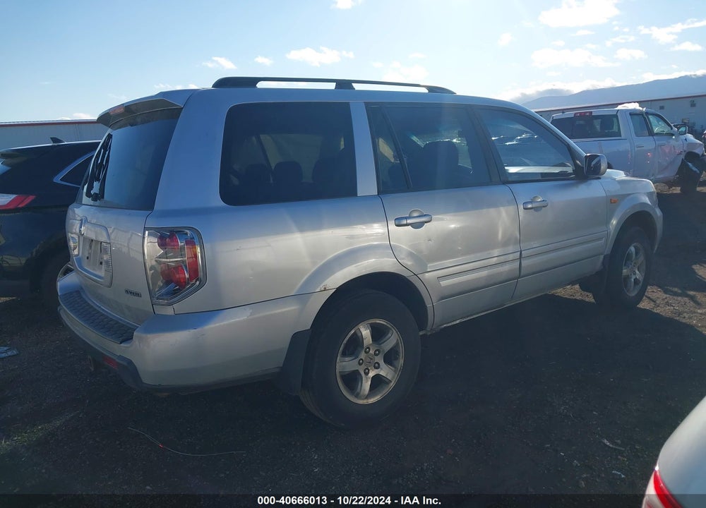 2007 HONDA PILOT EX VIN: 2HKYF18467H512714