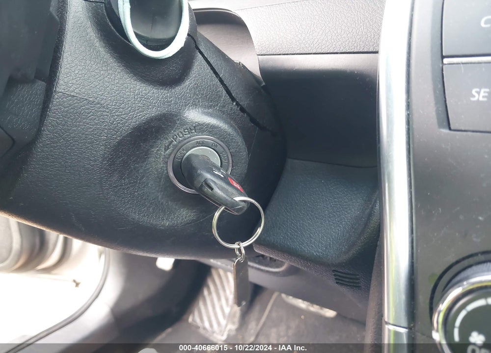 2017 TOYOTA CAMRY SE VIN: 4T1BF1FK4HU431589