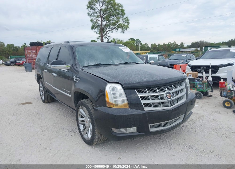 2013 CADILLAC ESCALADE ESV PLATINUM EDITION VIN: 1GYS3KEF2DR369141