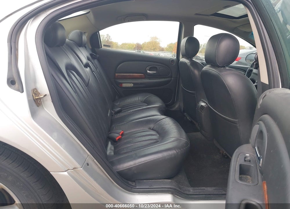 2001 CHRYSLER 300M VIN: 2C3HE66G11H519328