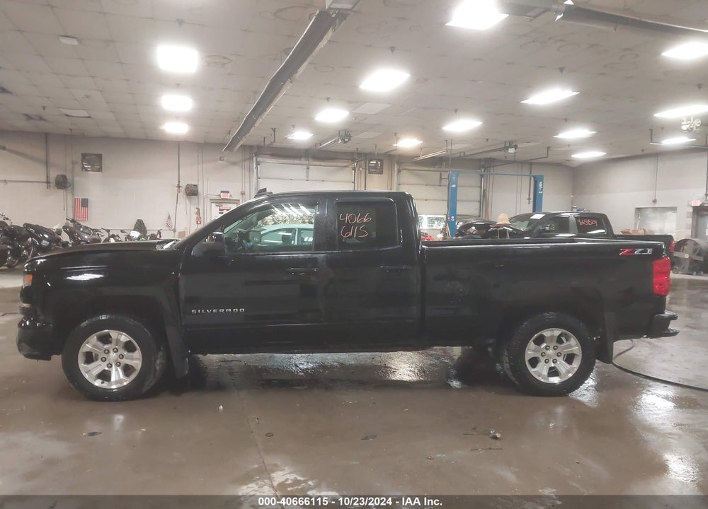2018 CHEVROLET SILVERADO 1500 2LT VIN: 1GCVKRECXJZ271118