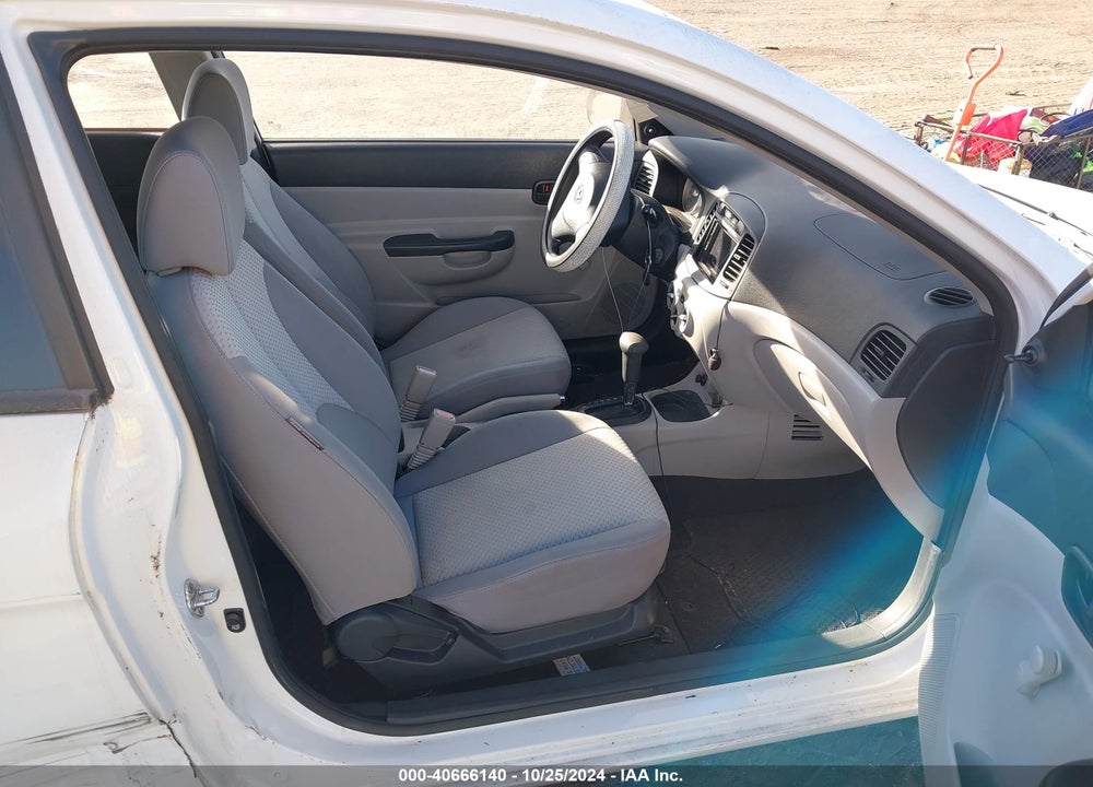 2010 HYUNDAI ACCENT GS VIN: KMHCM3AC3AU185484