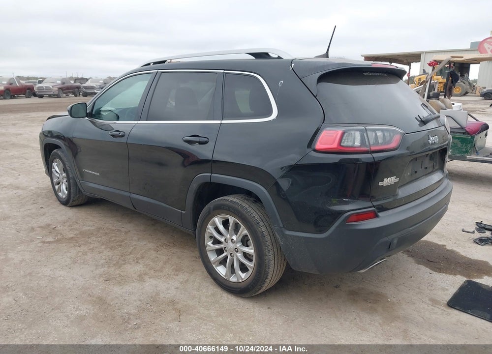 2019 JEEP CHEROKEE LATITUDE FWD VIN: 1C4PJLCX3KD340566