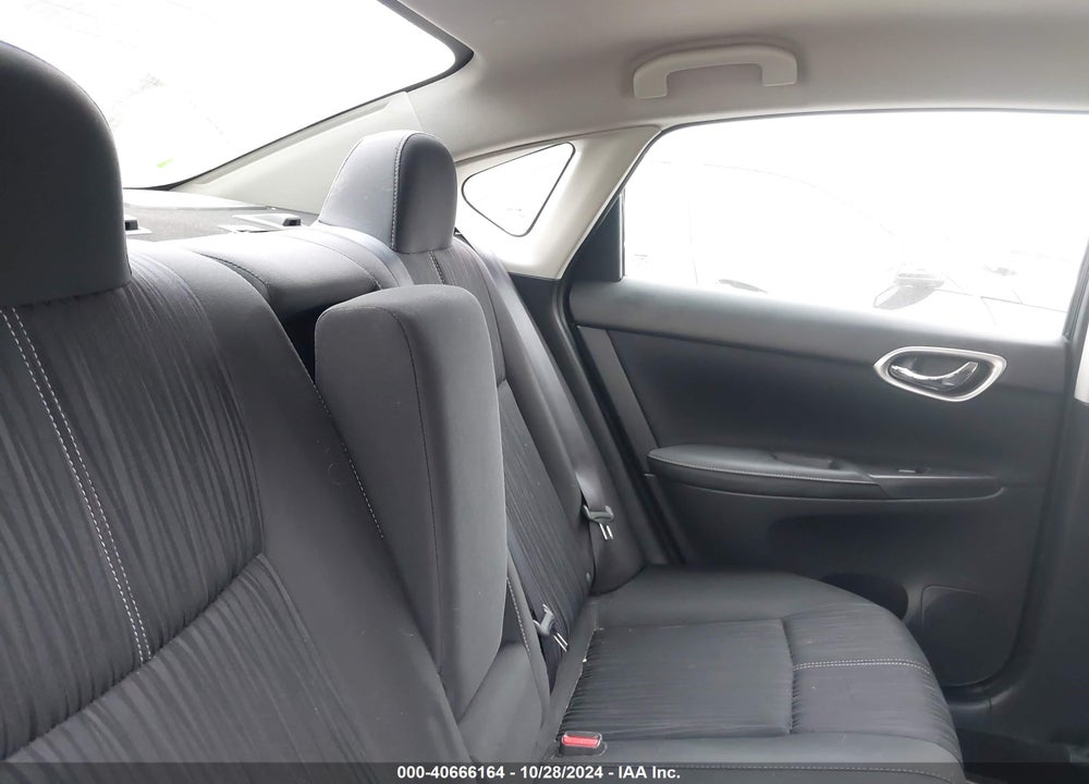 2018 NISSAN SENTRA SV VIN: 3N1AB7AP0JL620065