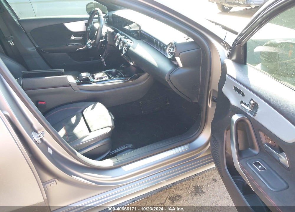 2020 MERCEDES-BENZ AMG A 35 4MATIC VIN: W1K3G5BB1LJ231255