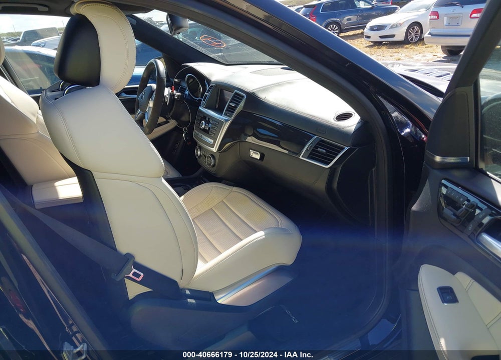 2016 MERCEDES-BENZ AMG GL 63 4MATIC VIN: 4JGDF7EE5GA652755