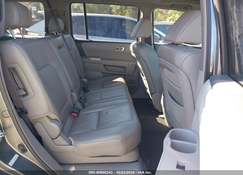 2009 HONDA PILOT EX-L VIN: 5FNYF48509B052364