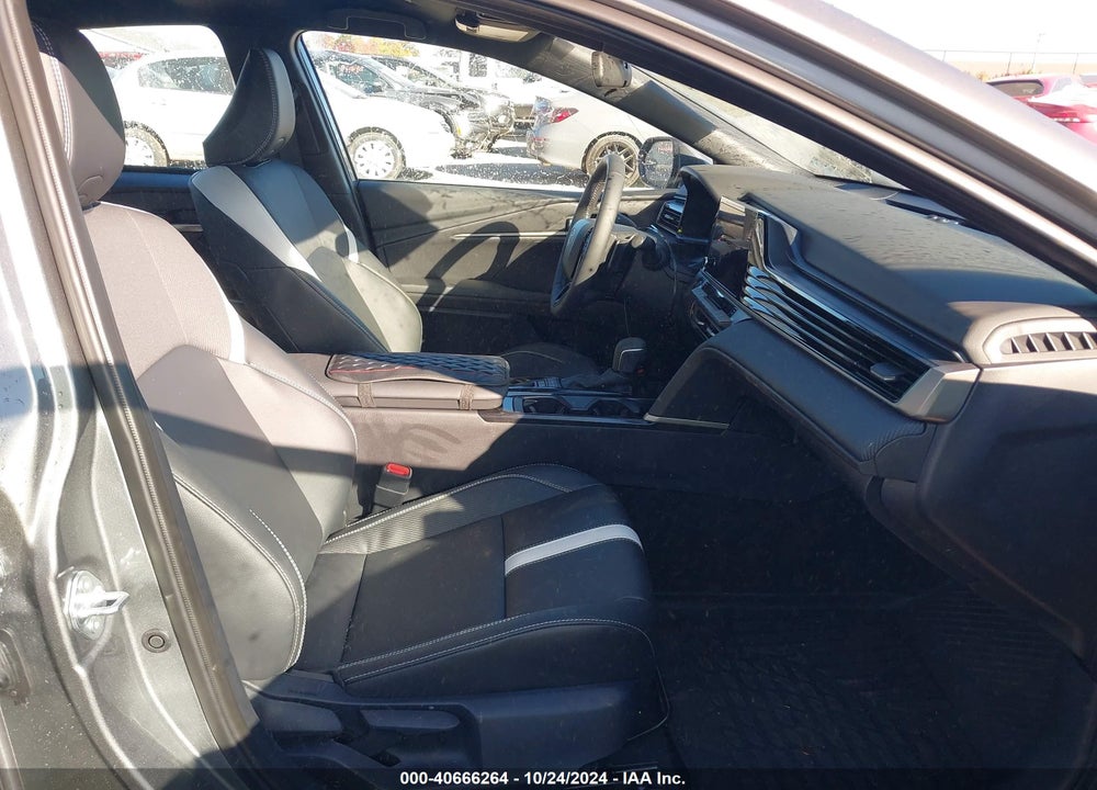2025 TOYOTA CAMRY SE VIN: 4T1DAACK8SU541158