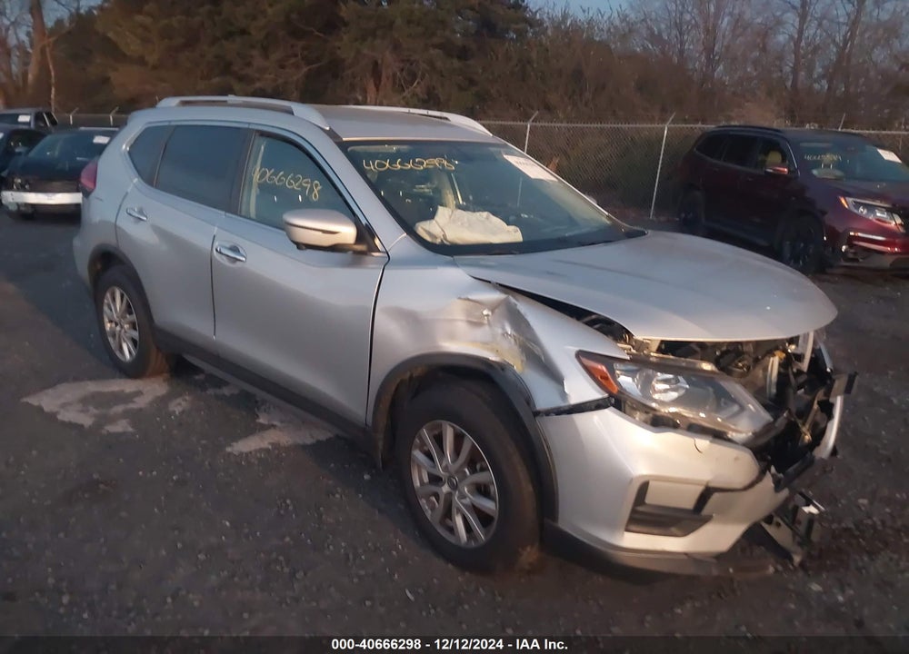 2017 NISSAN ROGUE SV VIN: KNMAT2MT6HP508049