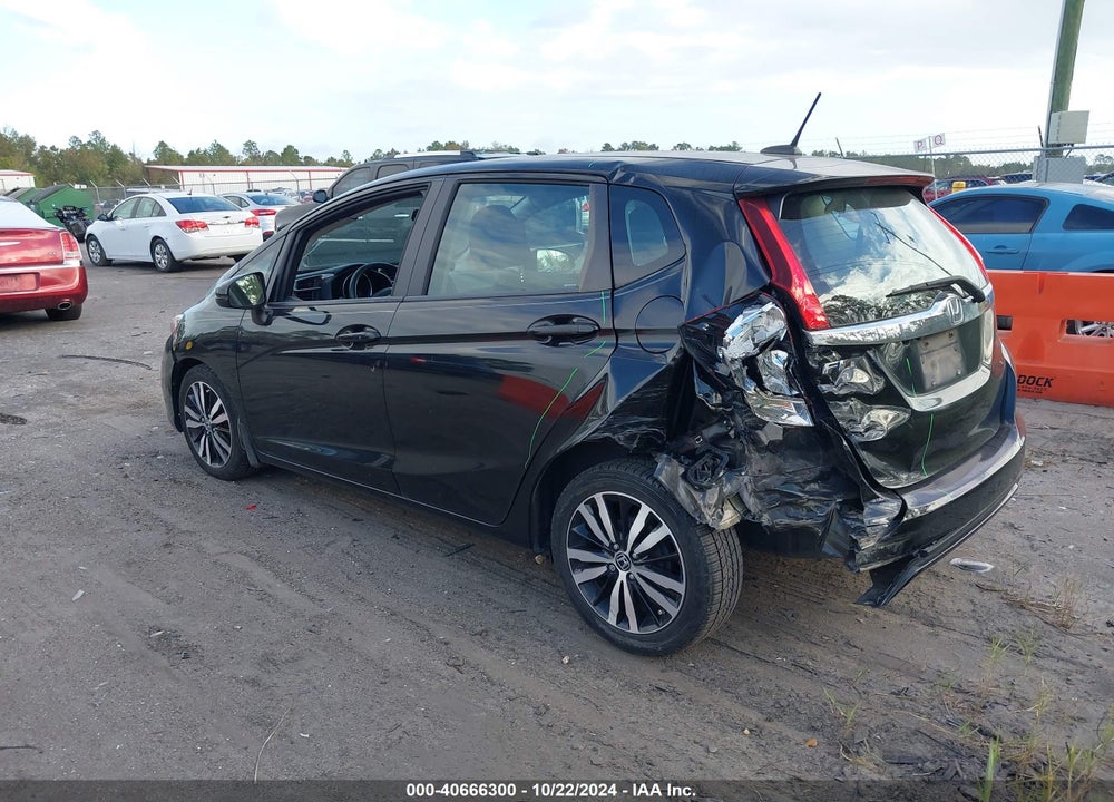 2018 HONDA FIT EX VIN: 3HGGK5H83JM704158