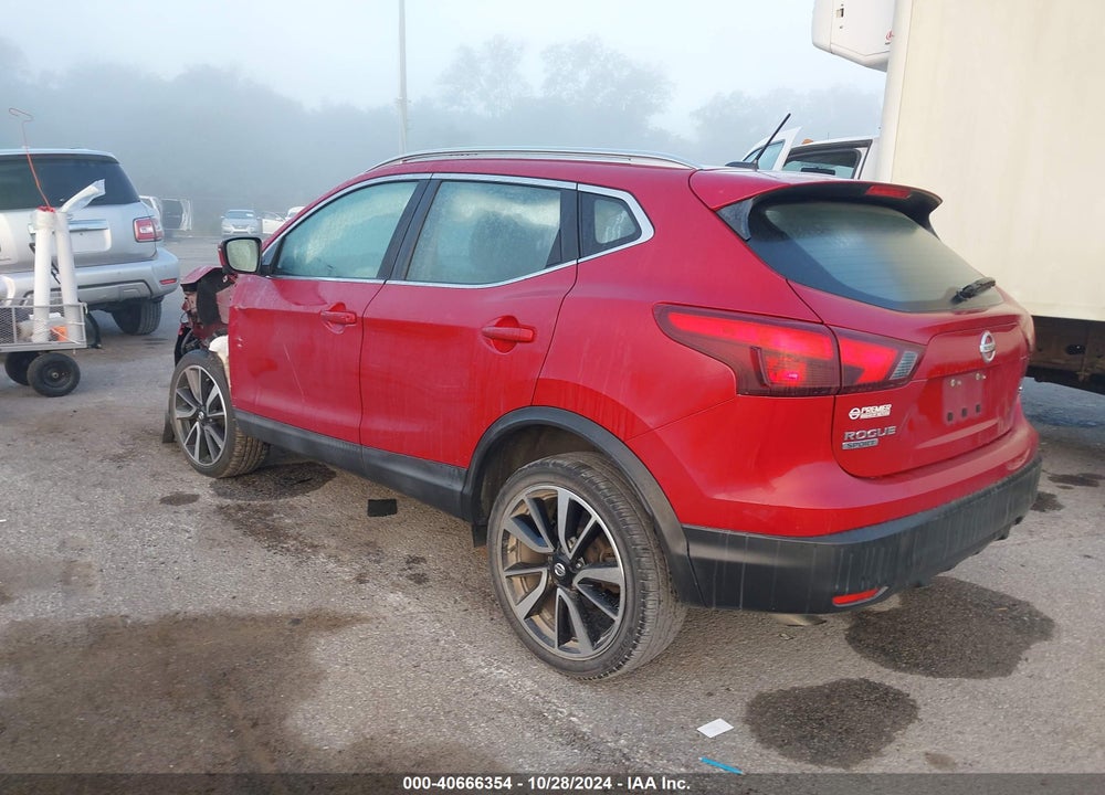 2018 NISSAN ROGUE SPORT SL VIN: JN1BJ1CP7JW164822