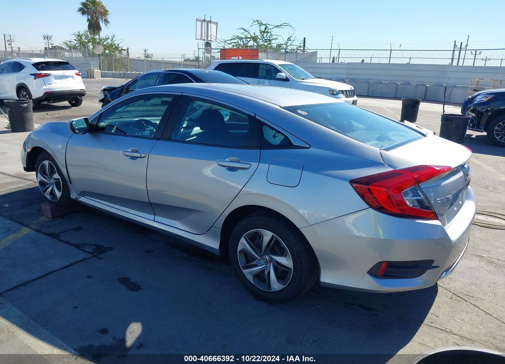 2019 HONDA CIVIC LX VIN: 19XFC2F64KE029424