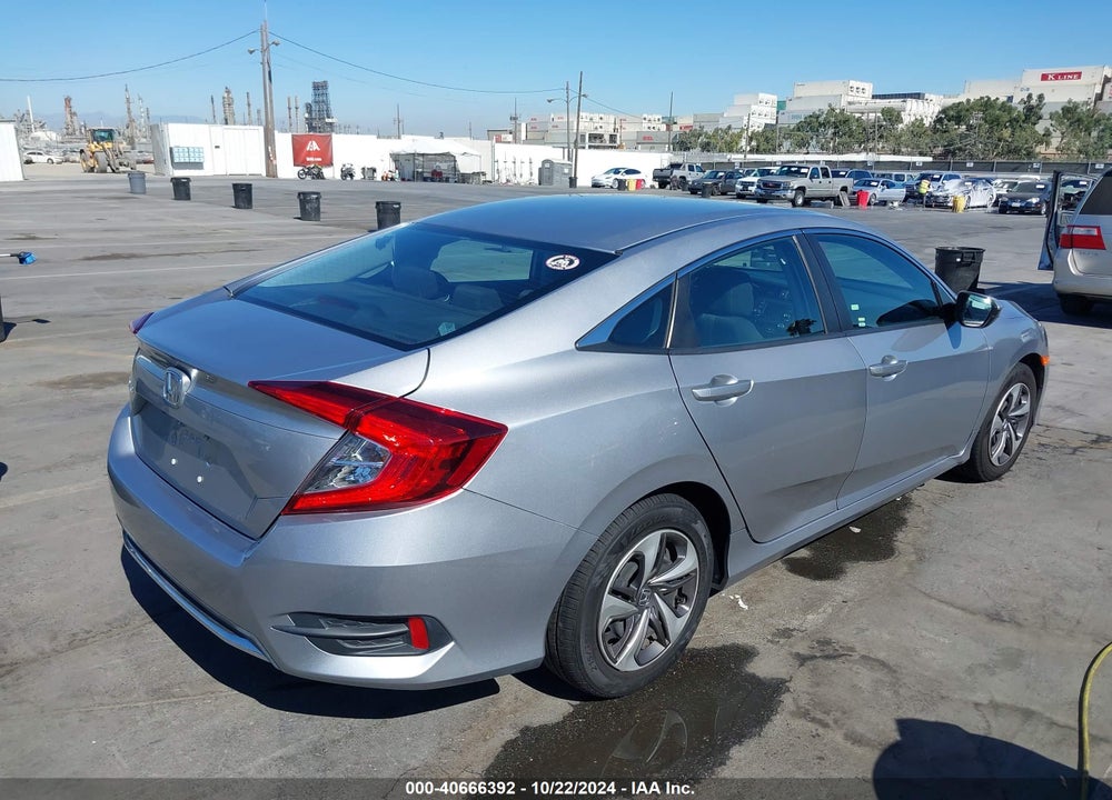 2019 HONDA CIVIC LX VIN: 19XFC2F64KE029424