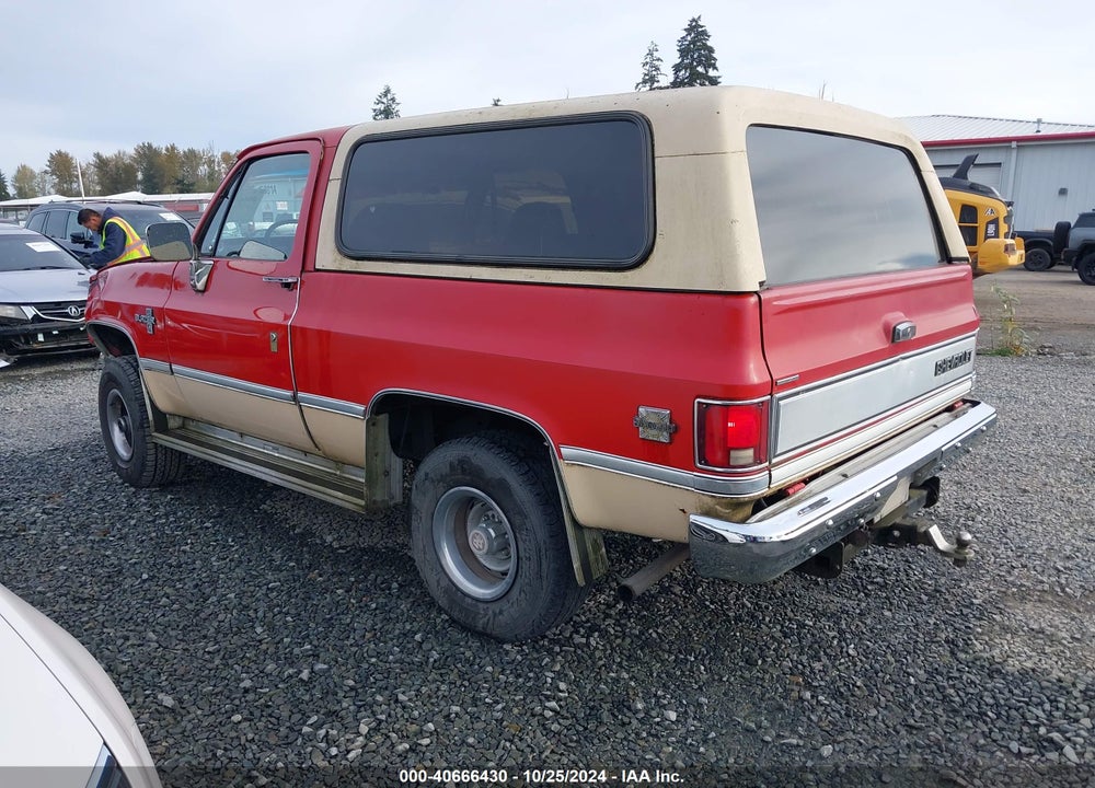 1988 CHEVROLET BLAZER V10 VIN: 1GNEV18K4JF122062