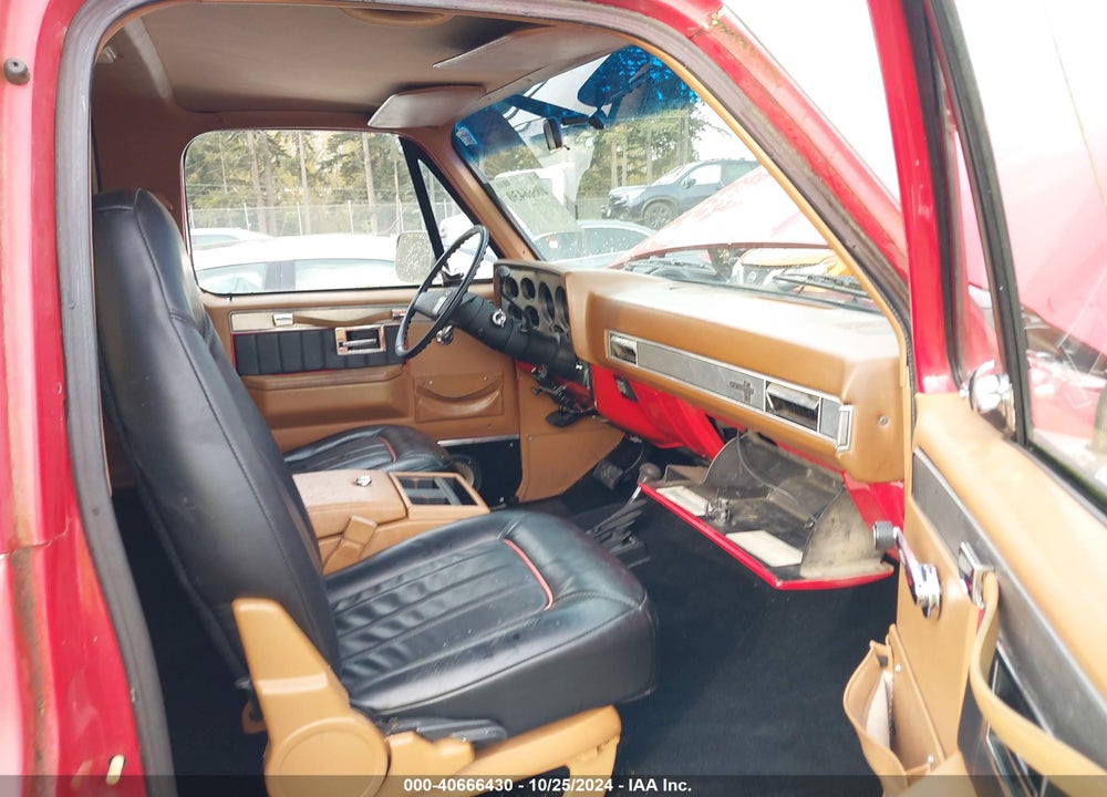 1988 CHEVROLET BLAZER V10 VIN: 1GNEV18K4JF122062