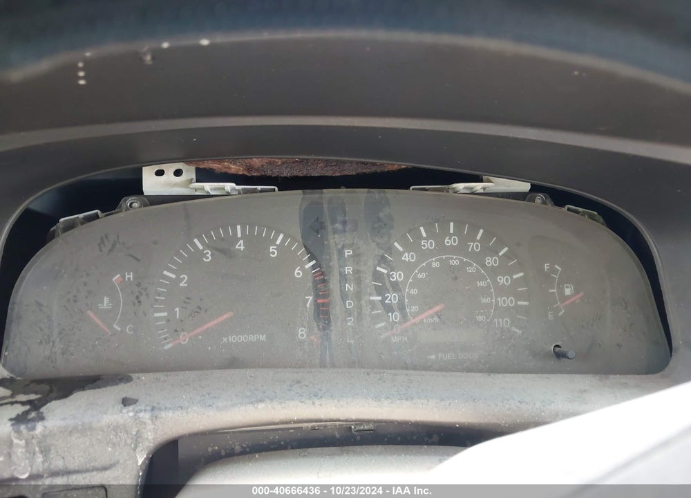 1999 TOYOTA SIENNA LE VIN: 4T3ZF13C3XU106482